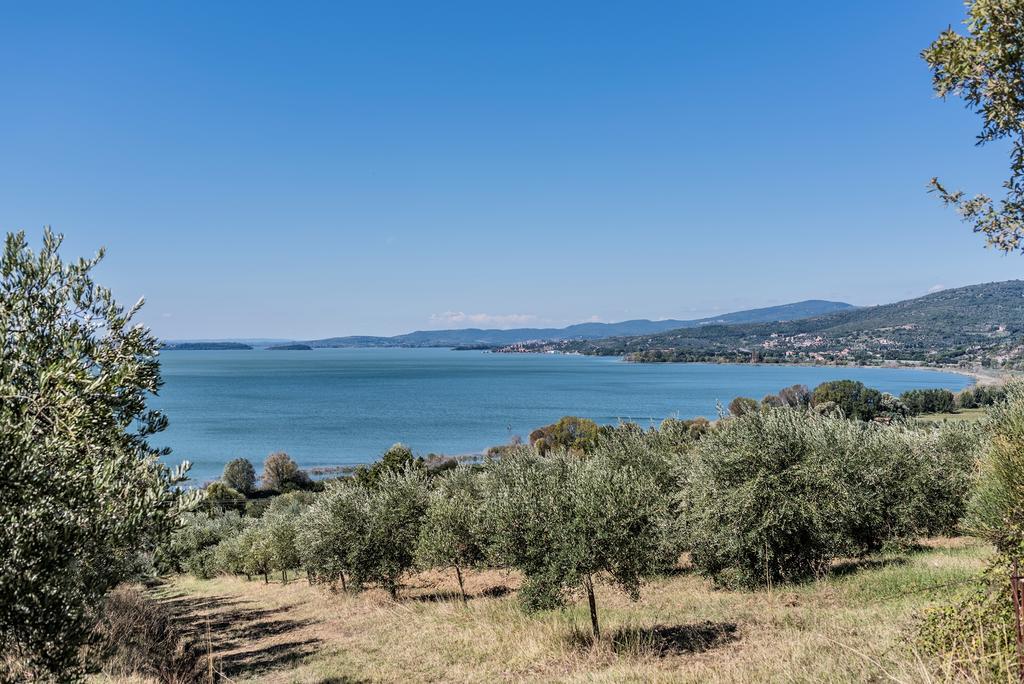 Hotel Ristorante Il Gabbiano Passignano sul Trasimeno Exterior photo