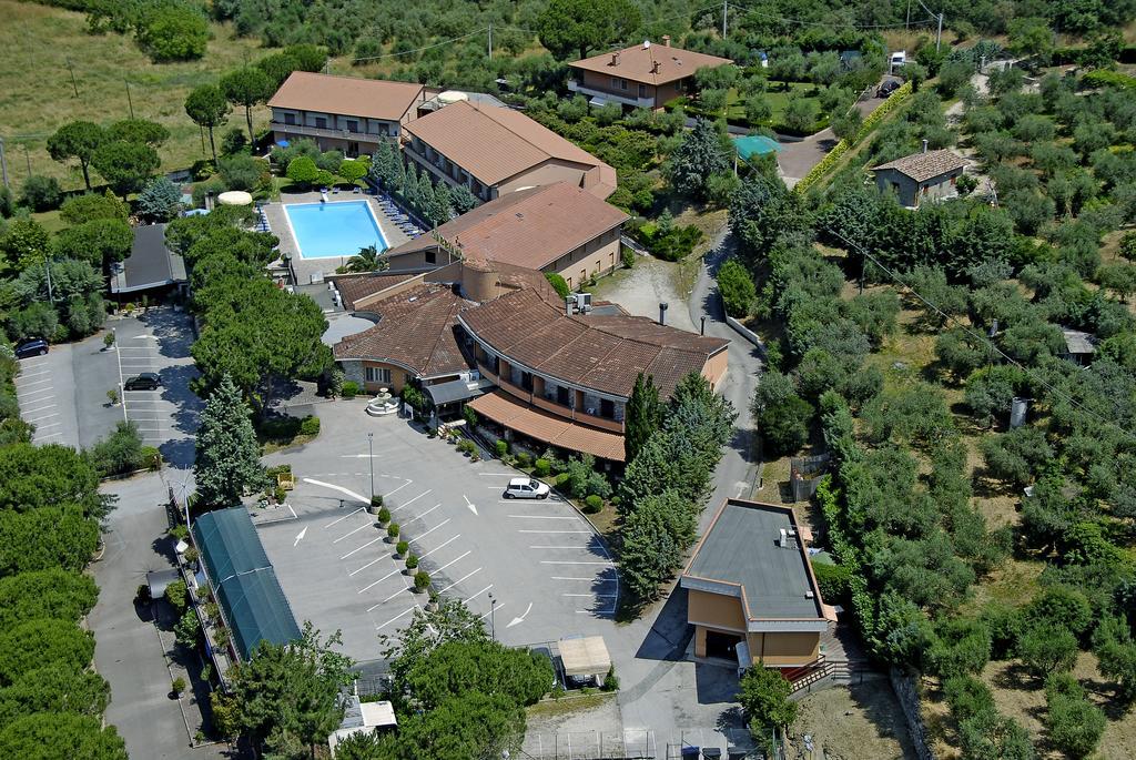 Hotel Ristorante Il Gabbiano Passignano sul Trasimeno Exterior photo